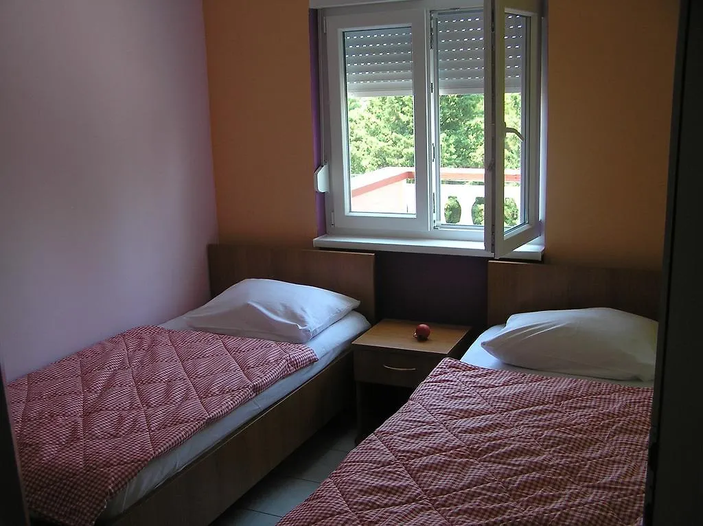 Apartments Drago Petrčane Chorwacja