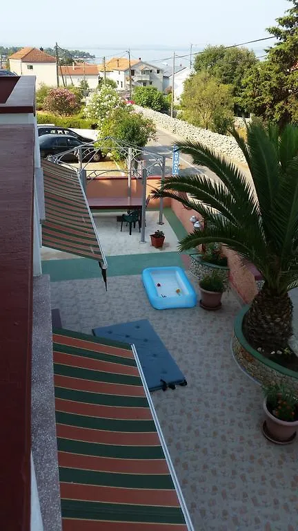 Apartments Drago Petrčane