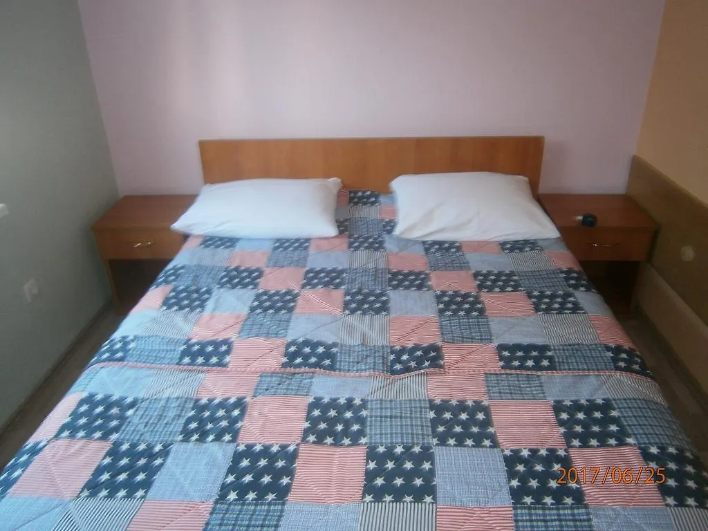 Apartments Drago Petrčane 0*,