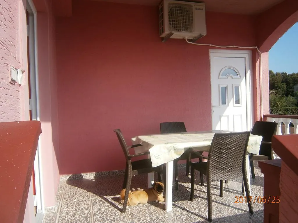 Apartments Drago Petrčane Chorwacja