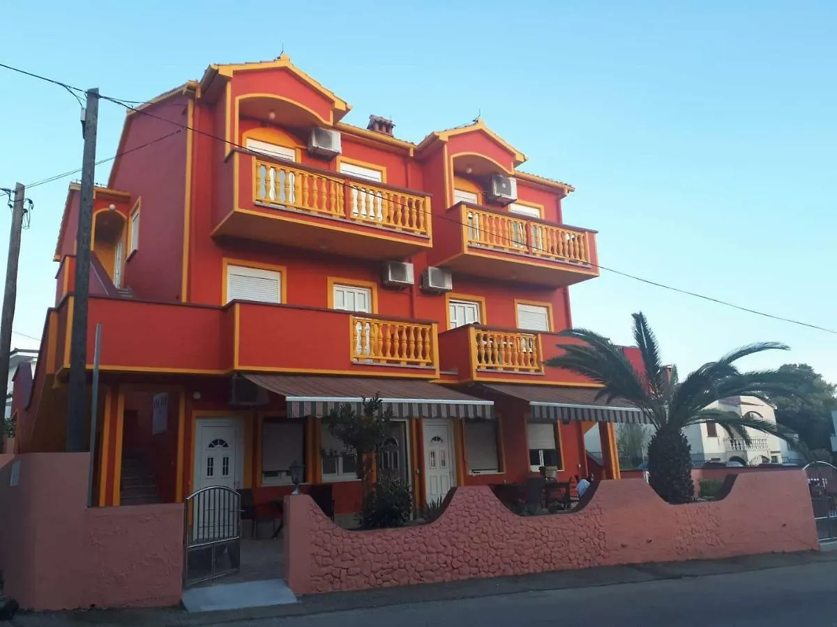 Apartments Drago Petrčane Chorwacja
